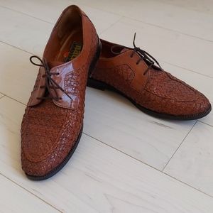 Woven Leather shoes